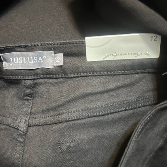 Just USA Black 5 pocket cropped Flare denim jeans, size 12 - Picture 4 of 6